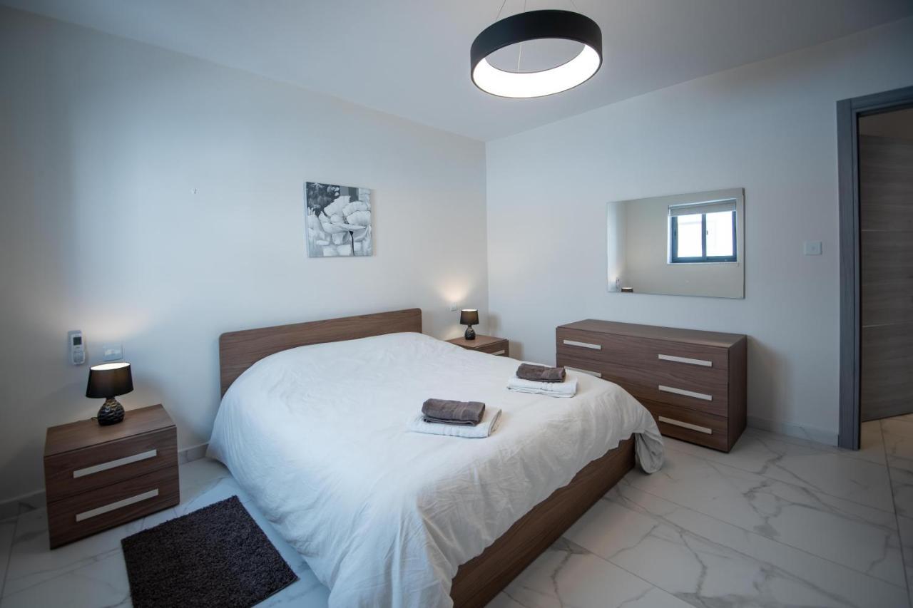 Seaside Luxury Apartment St. Paul's Bay Exterior foto