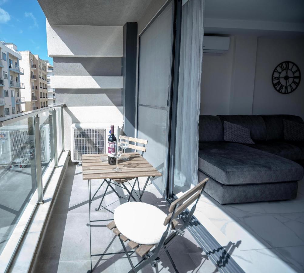 Seaside Luxury Apartment St. Paul's Bay Exterior foto